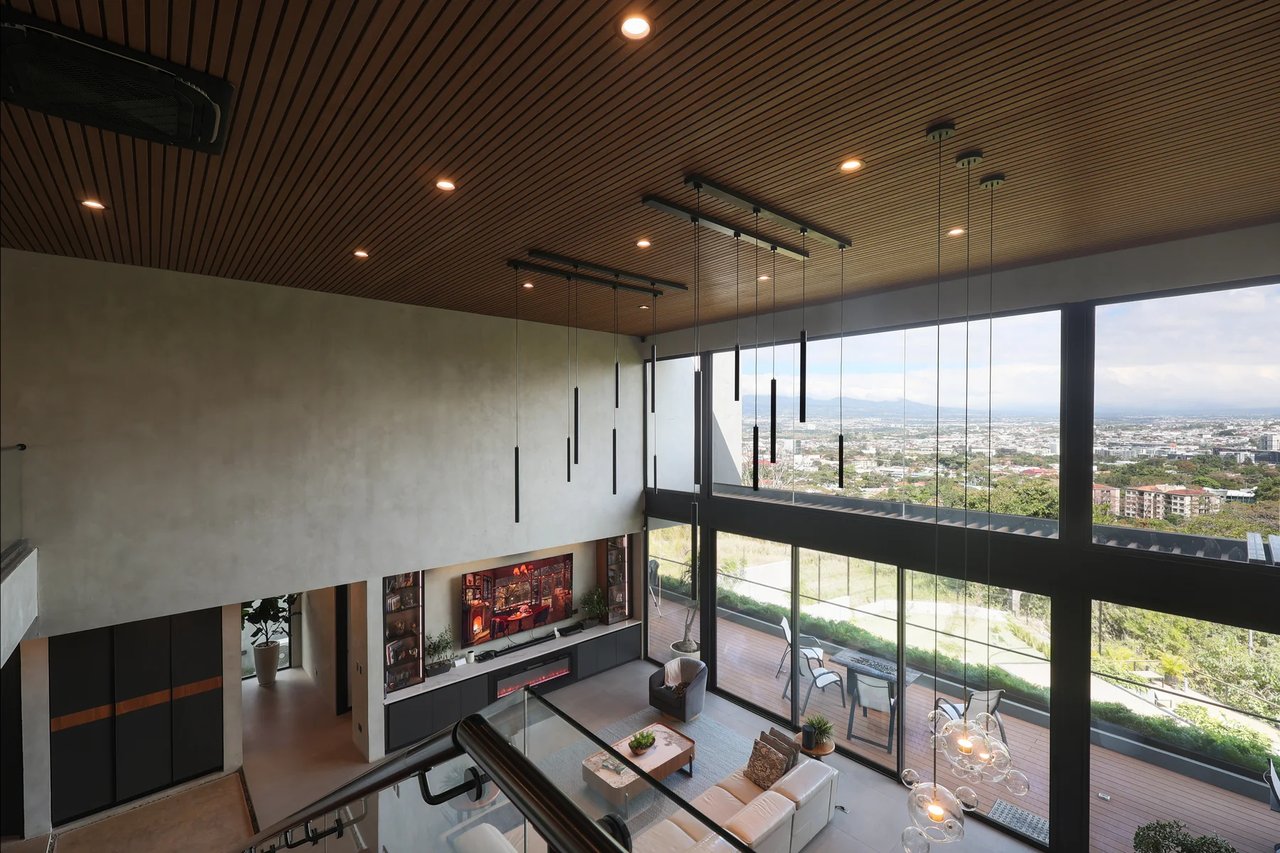 Panoramic City View Estate Home, Escazu, San Jose