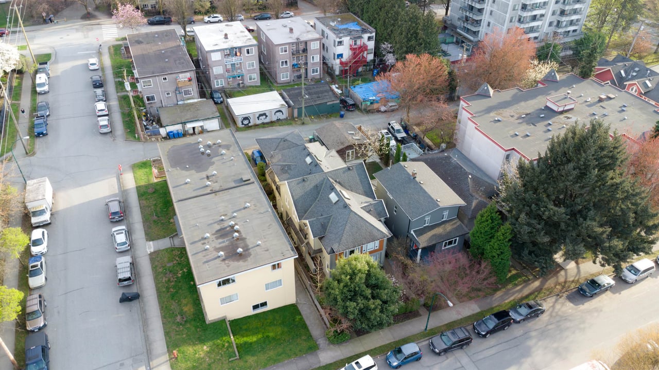 1780 E Georgia St