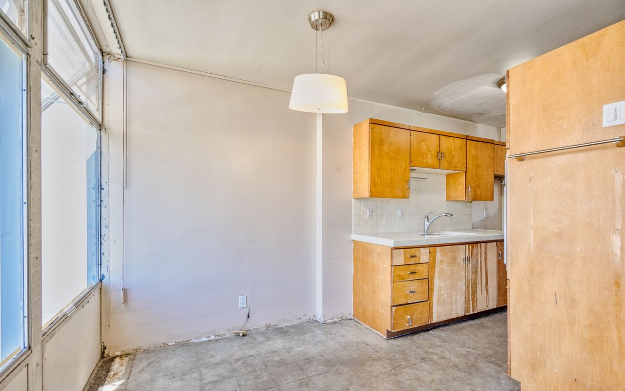 100 Atlantic Avenue Unit: 915