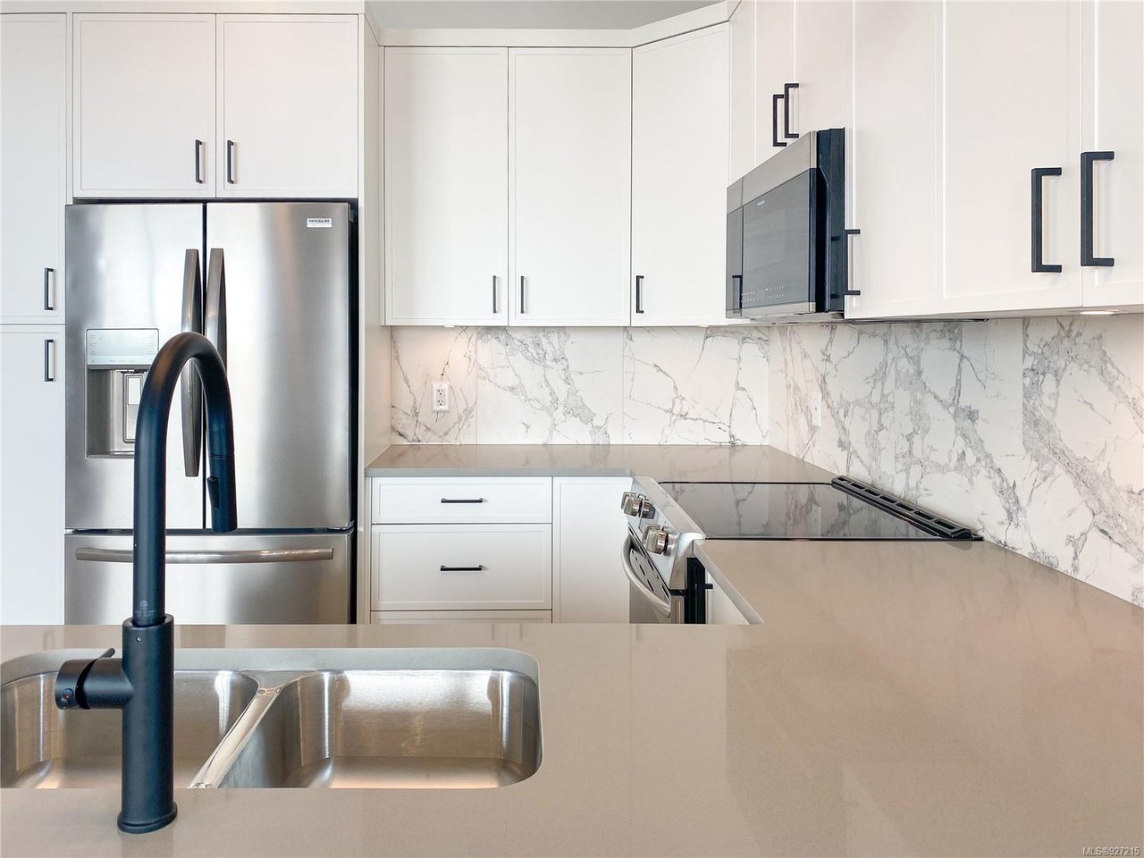 A-6532 Noblewood Pl