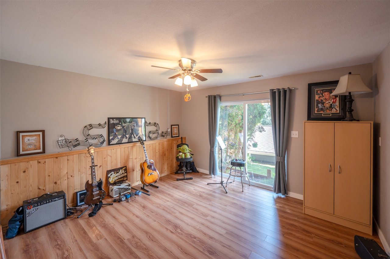 1332 Peachcliff Dr