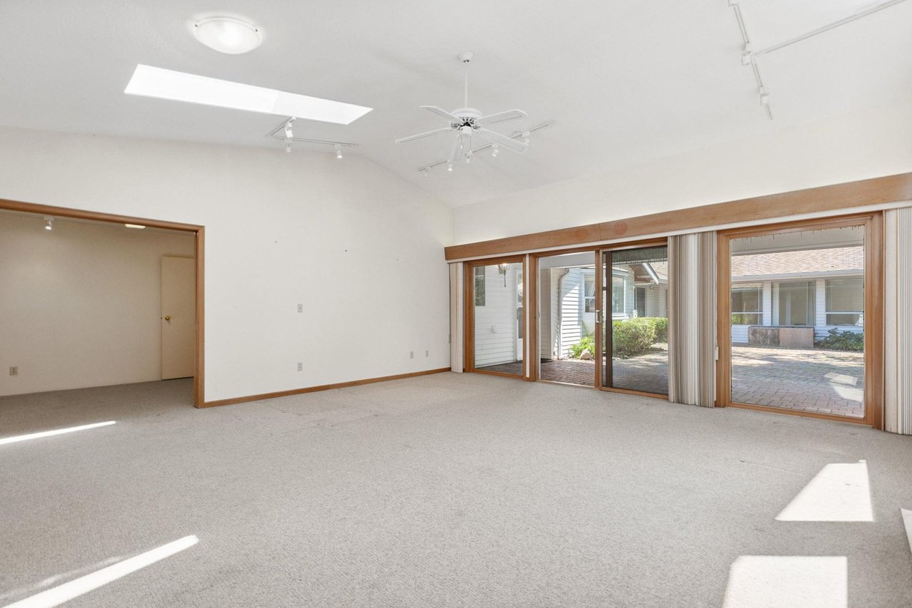 14324 25 Ave