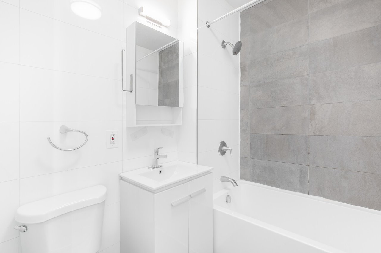 788 Madison Street, Apt 3L