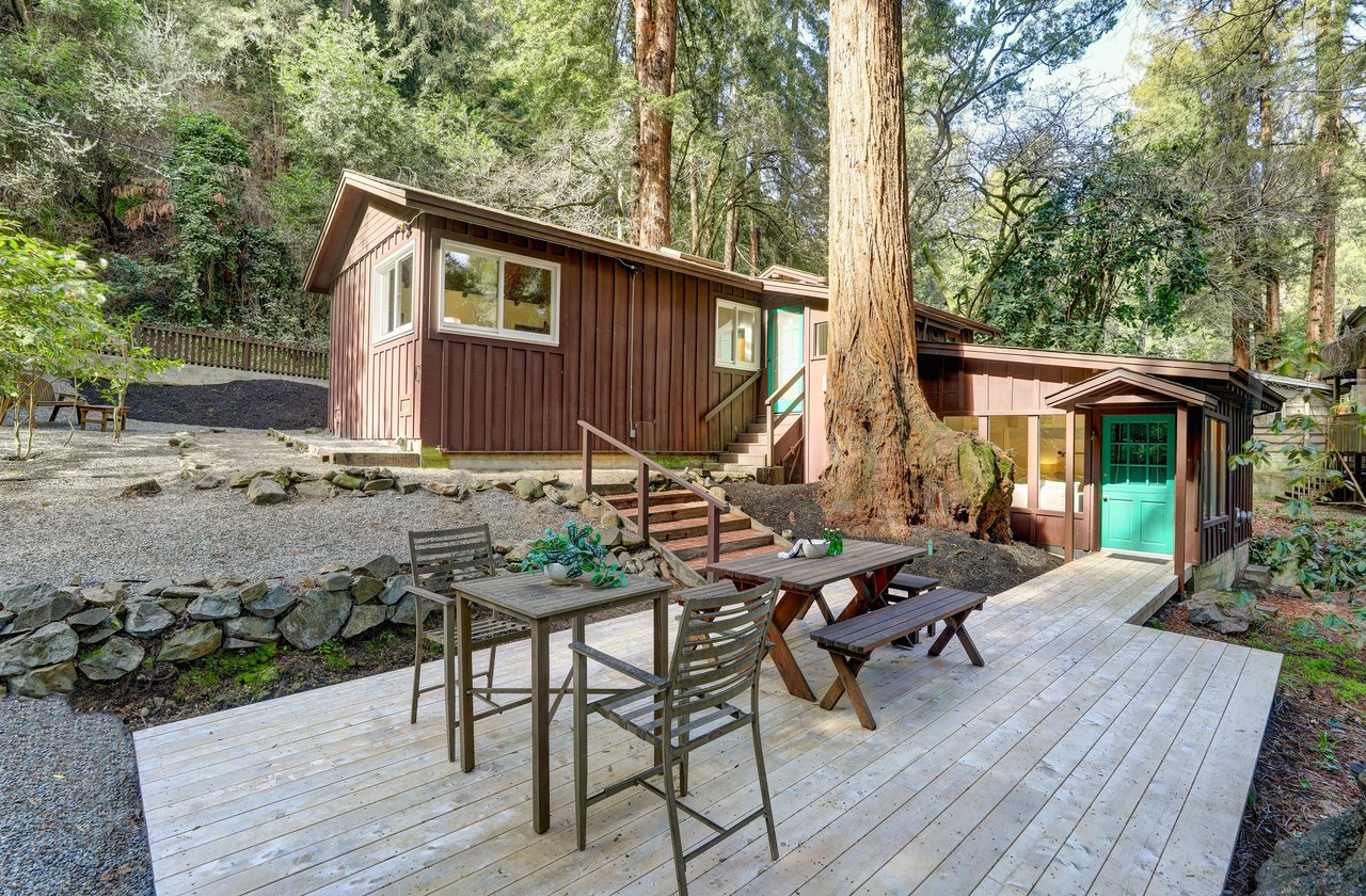 Charming Cottage in Blithedale Canyon 