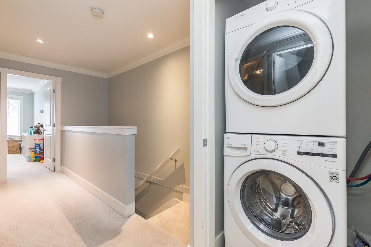 12-19097 64 Ave