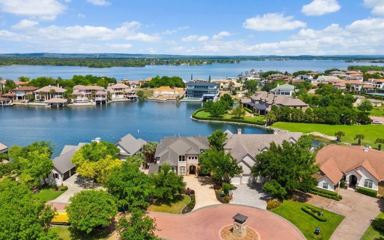 2024 Housing Market Predictions: Horseshoe Bay, Texas