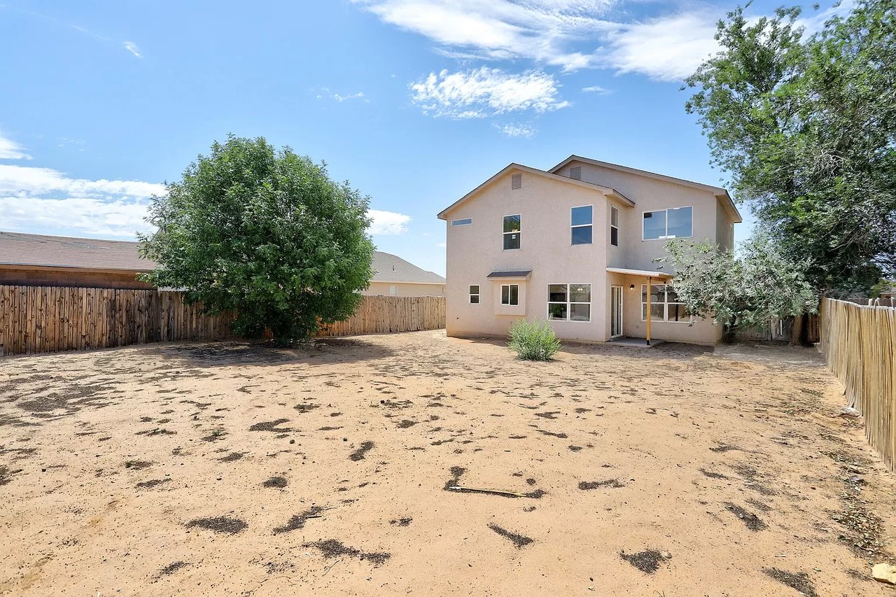 33 Violeta Place Los Lunas