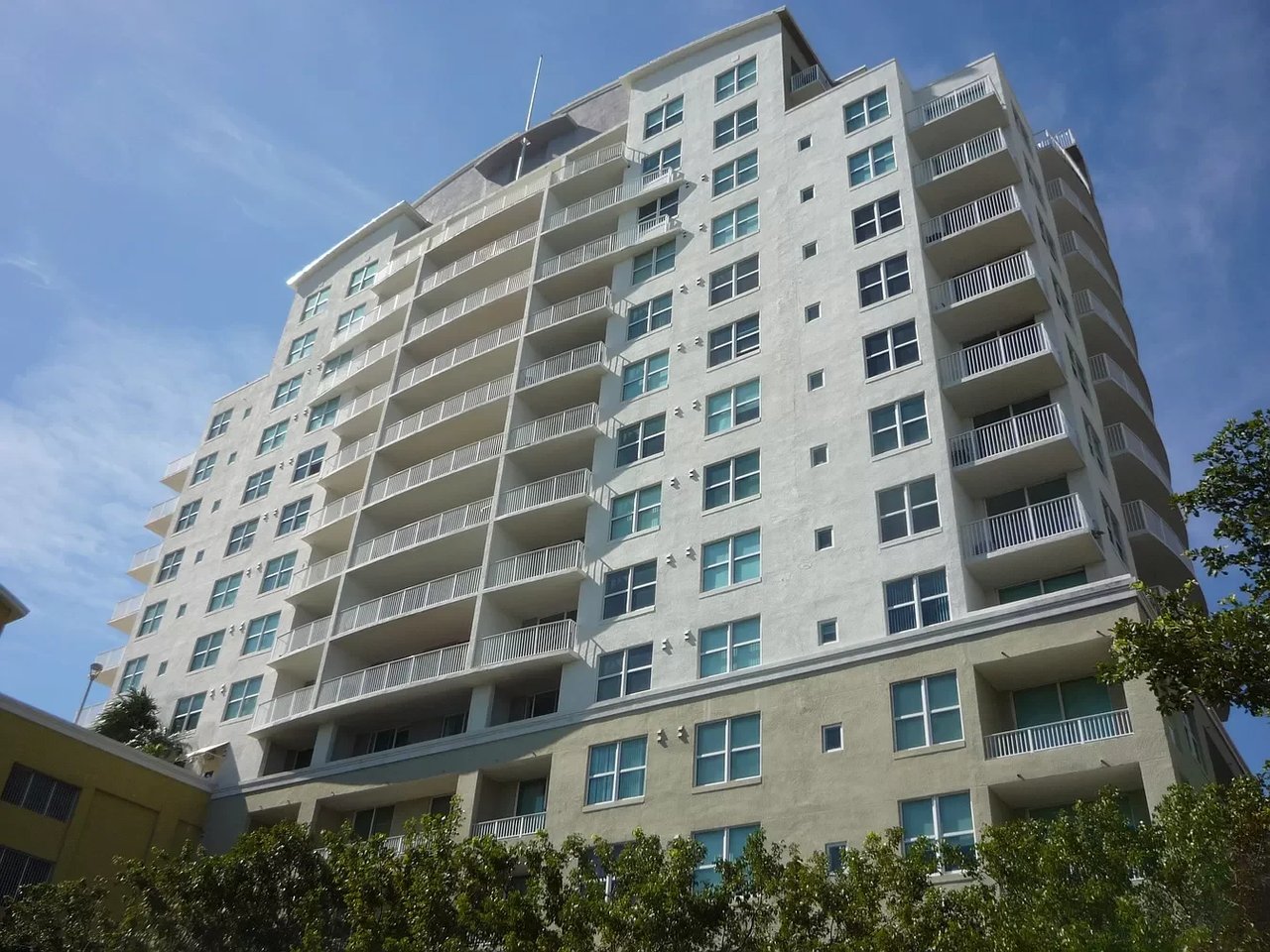 3180 SW 22nd St, #903