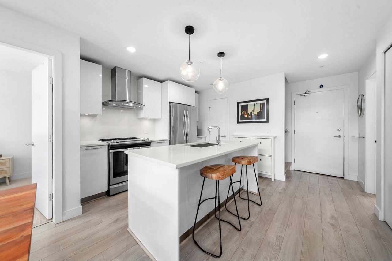 620-723 W 3rd Street, North Vancouver