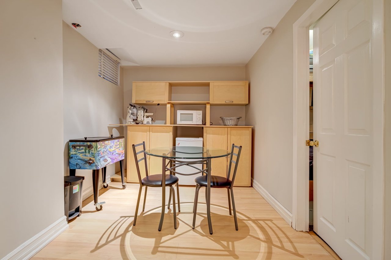 74 Penny Cres