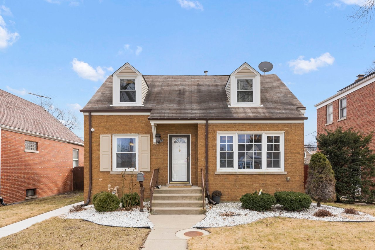 4111 W 58th Pl. Chicago, IL