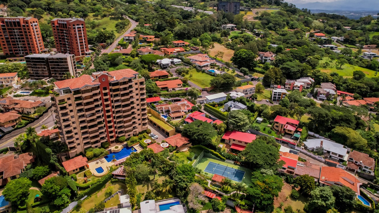 Exclusive Apartment With Views, Escazu, San Jose