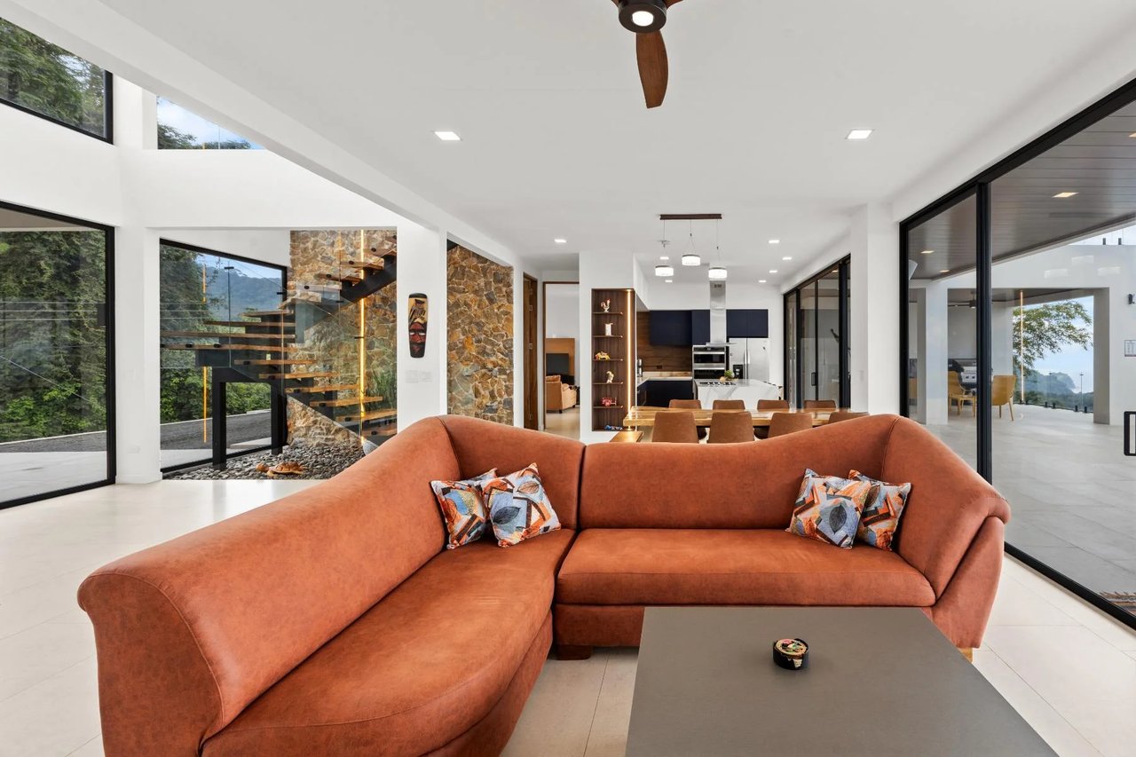 Luxury Ocean View Villa, Jaco, Puntarenas