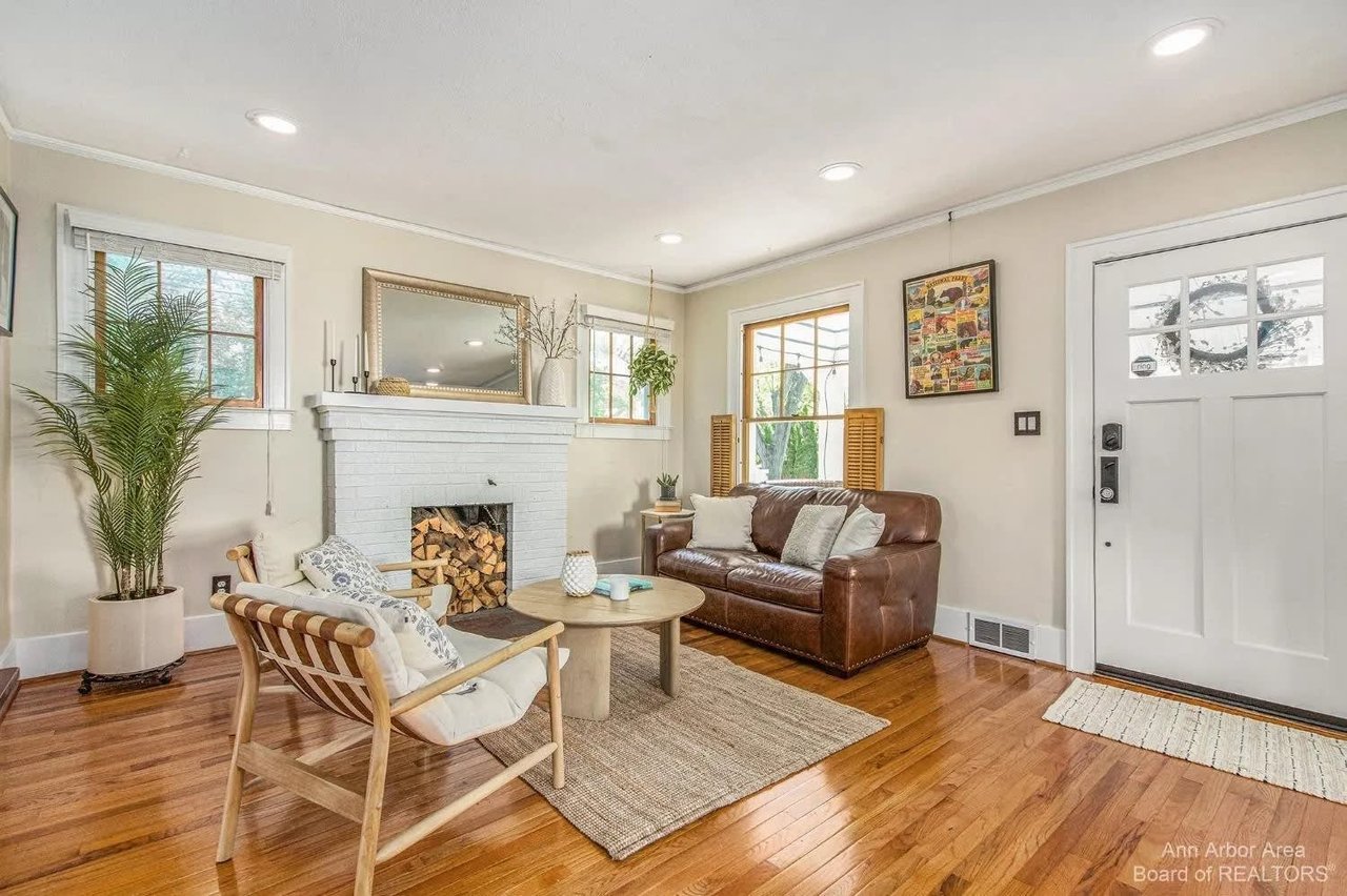 1309 Henry St, Ann Arbor, MI 48104