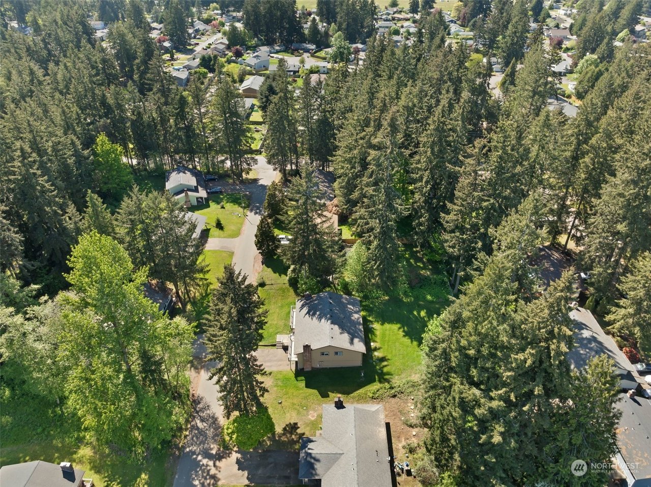 3253 SE Goldmaur Ct