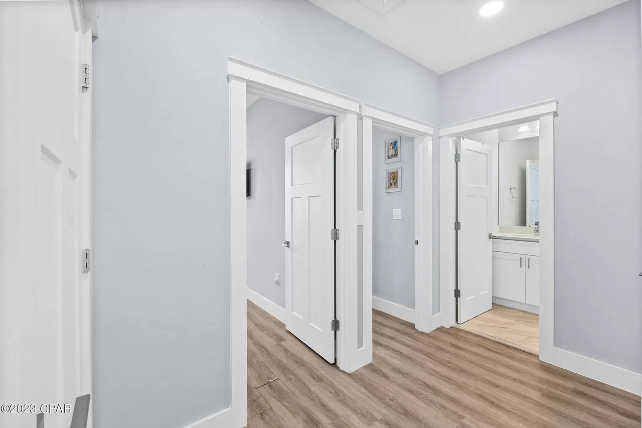2226 Joan Avenue Unit 5