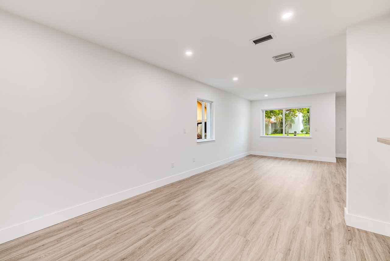 25038 SW 124th Ct, Miami, FL. 33032