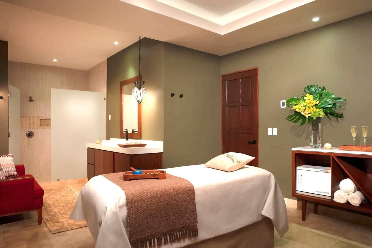 Casa del Mar Oceanfront Casa del Mar La Playa 201 Phase 1, San Jose Corridor
