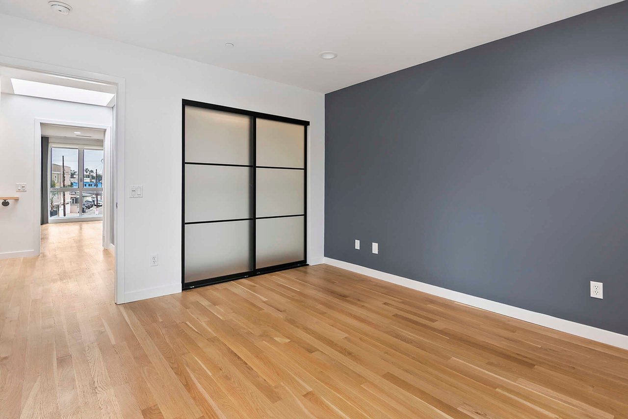 310 WASHINGTON BLVD Unit: 804