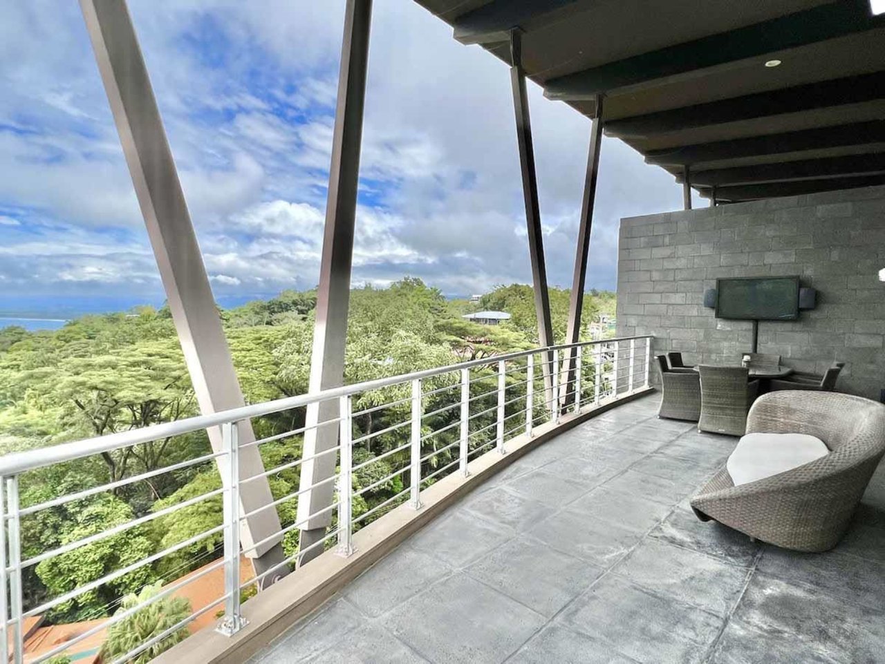 Balinese Inspired Luxury Penthouse, Manuel Antonio, Puntarenas
