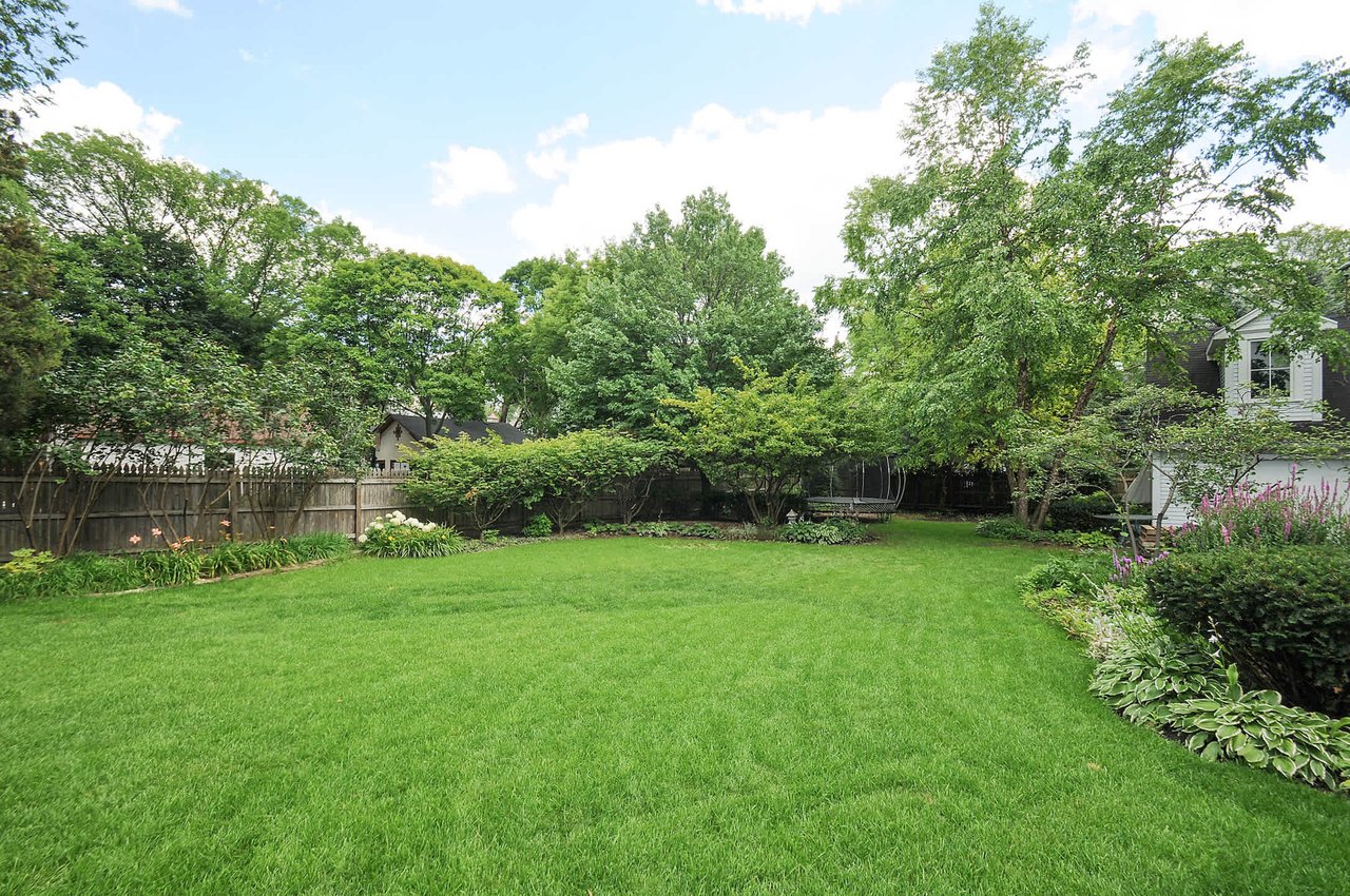 Brilliant Collaboration of Modern Meets Farmhouse