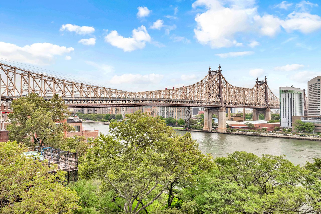 1 Sutton Place South, 6D
