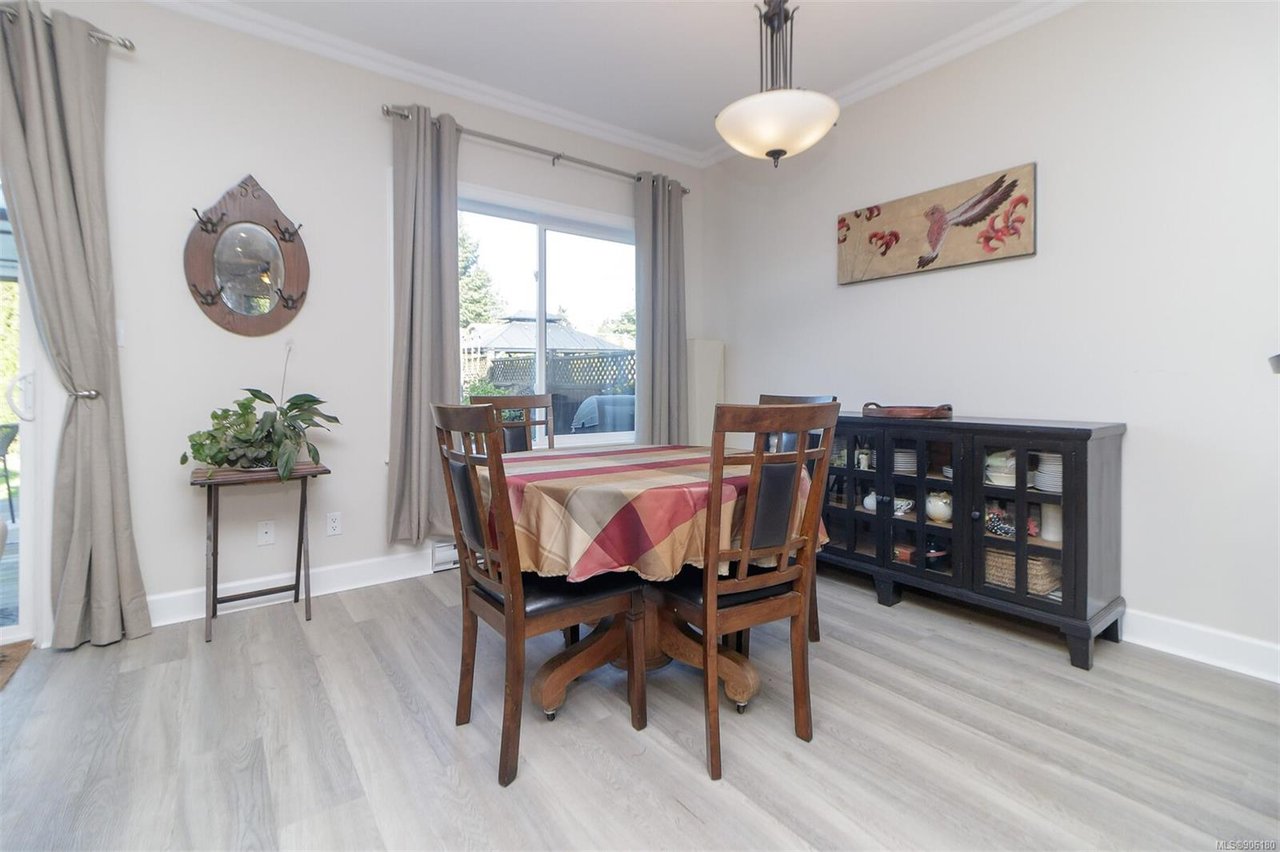 2074 Solent St, Sooke