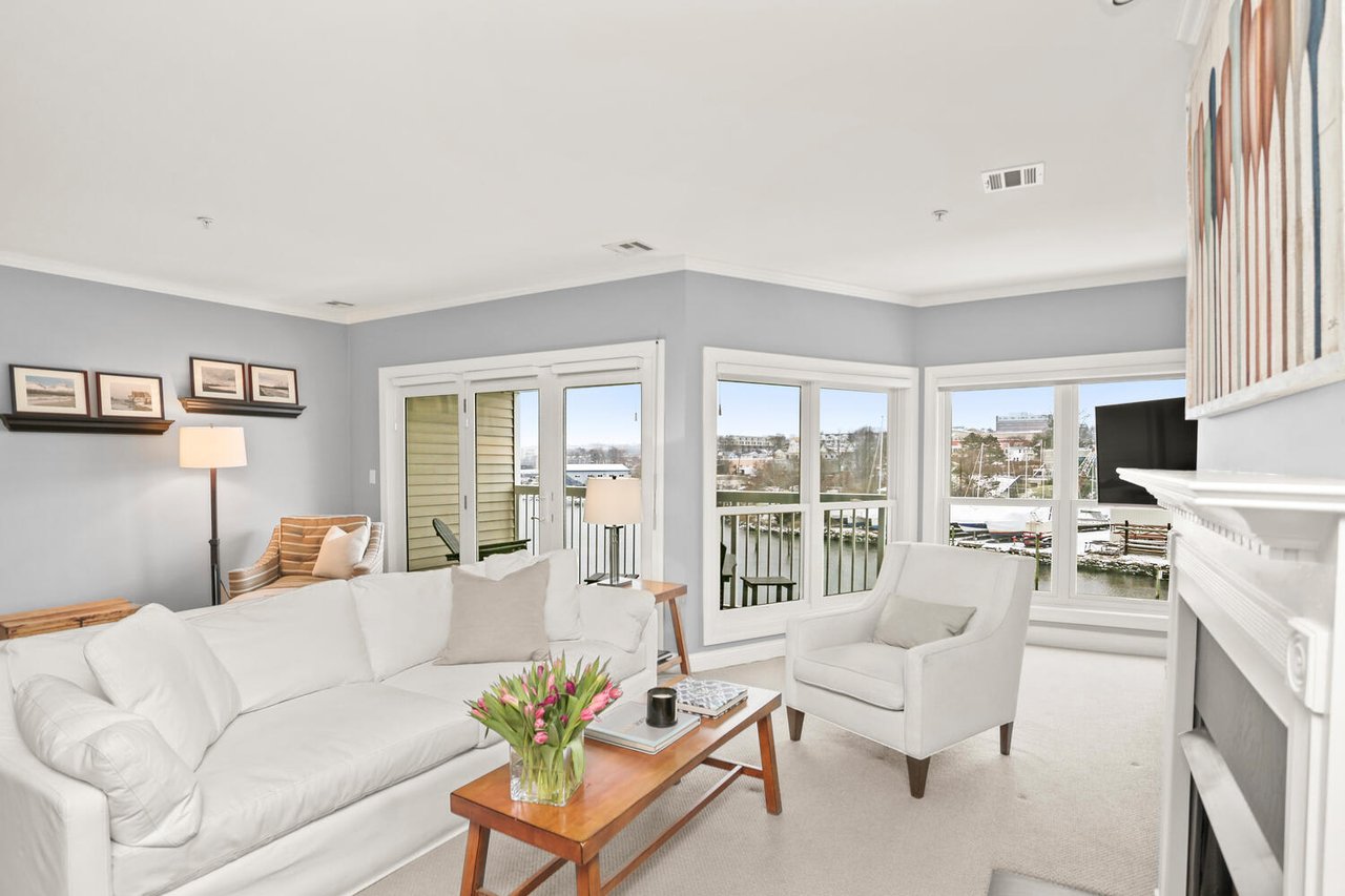 4 Daskams Lane, Norwalk