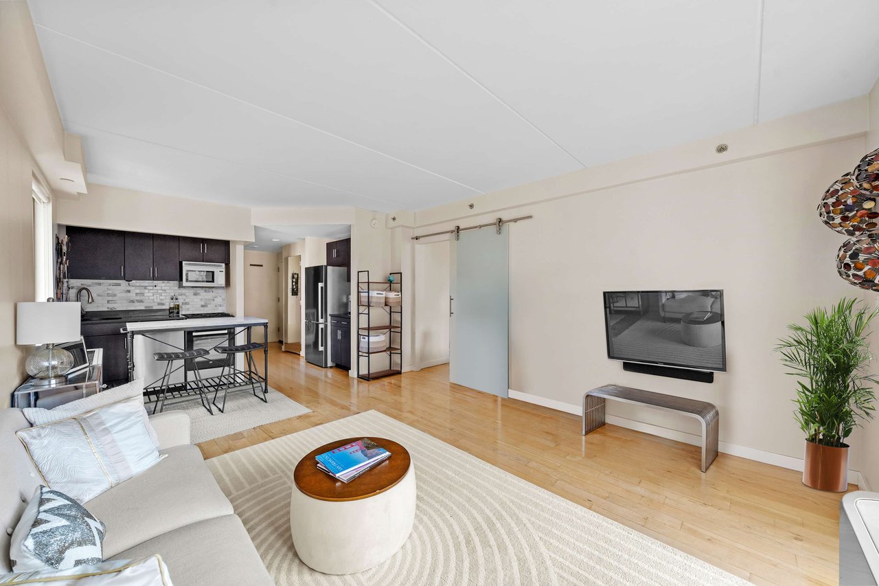 1810 3rd Avenue, Unit A9B