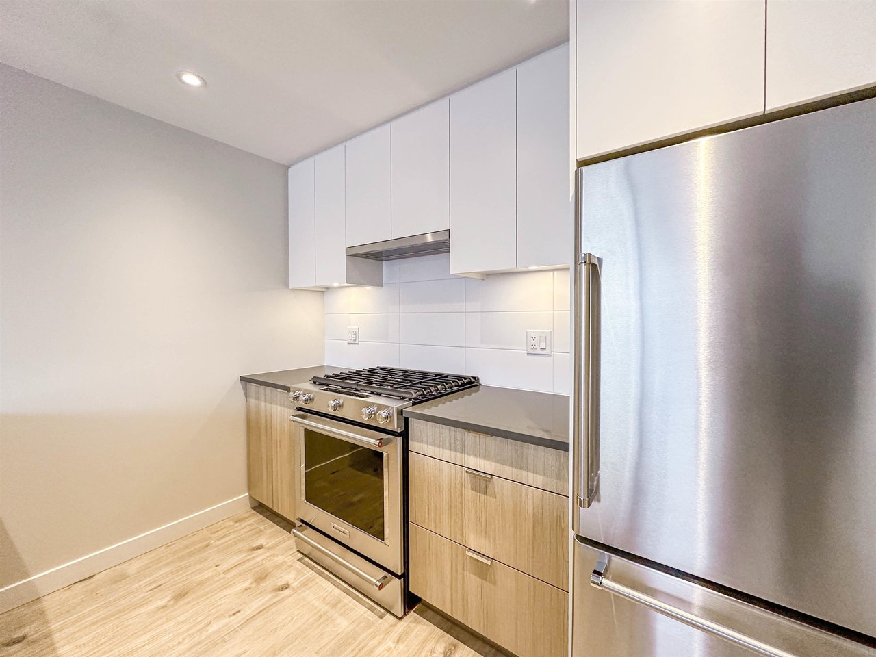 1005-3430 E Kent Ave