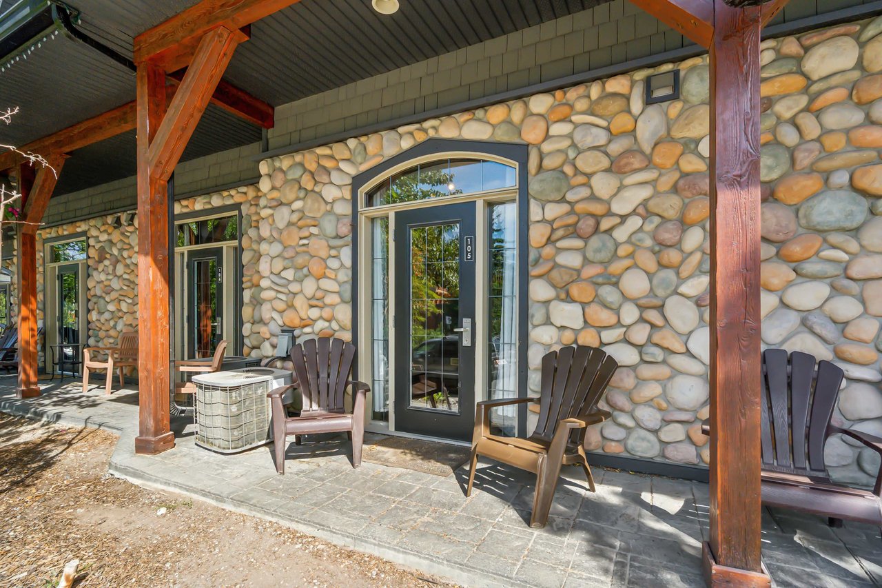 140 Kananaskis Way Unit: 105
