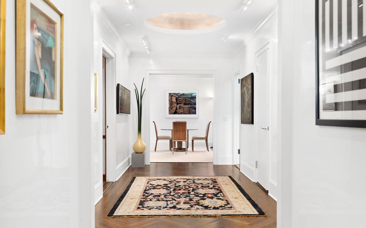 1050 Park Ave,  #10A