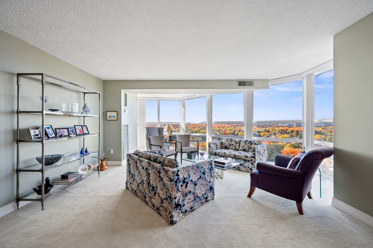 SOLD: Prestigious Manhattan Place Condominiums