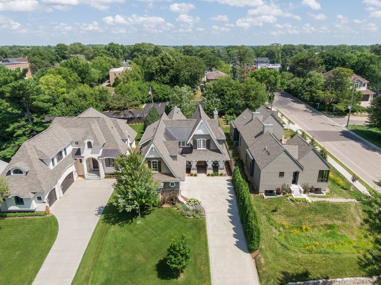 *PENDING* 5333 Halifax Ave, Edina