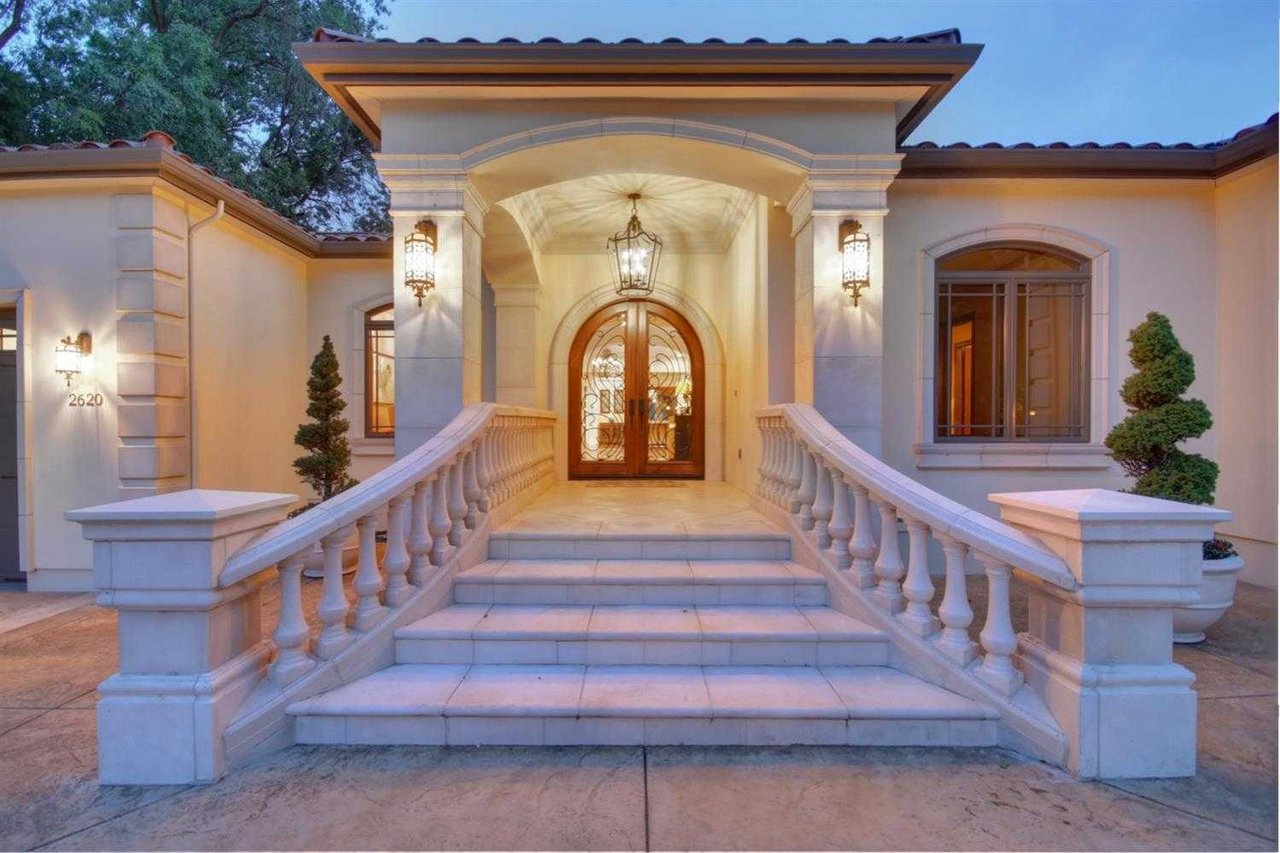 2620 Huntington Road