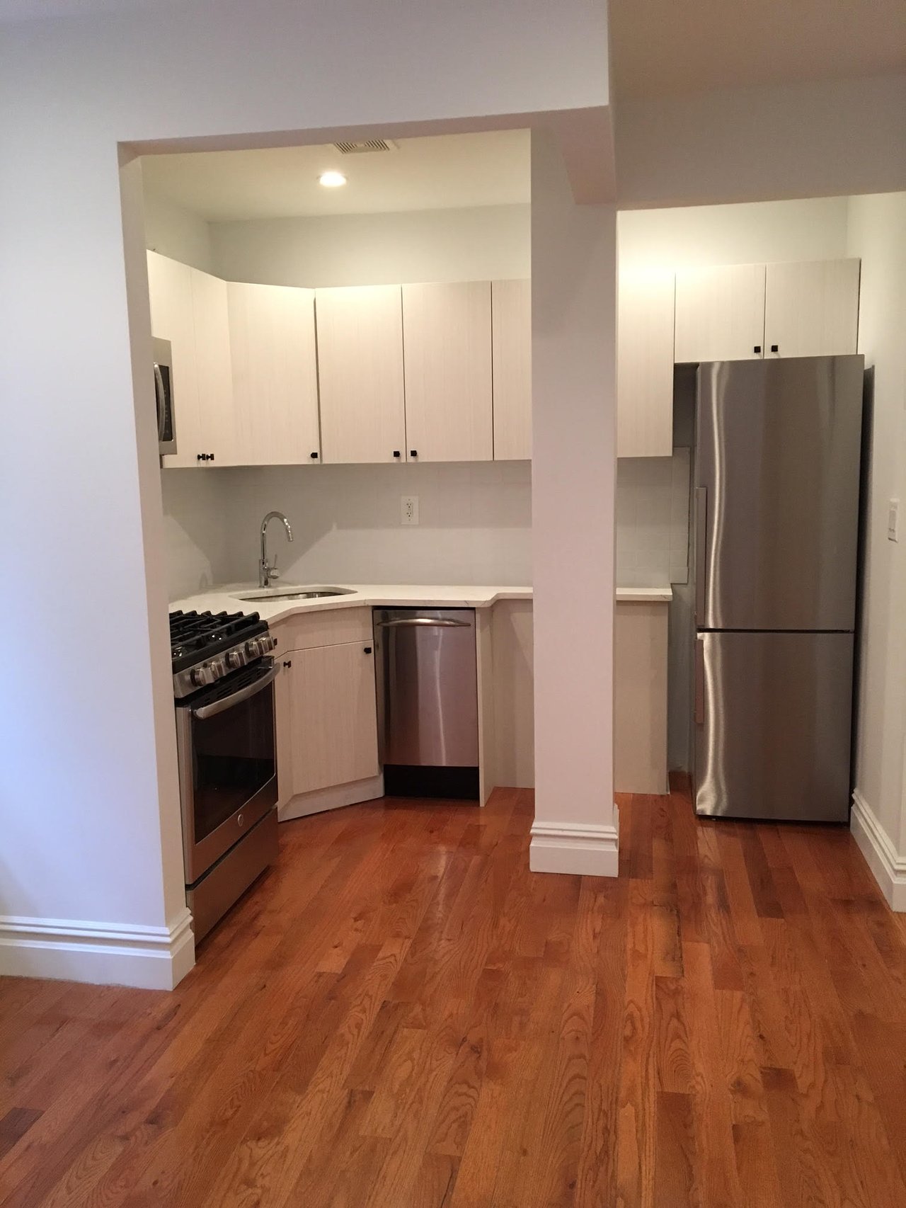 2085 Lexington Avenue, Apt 1-A