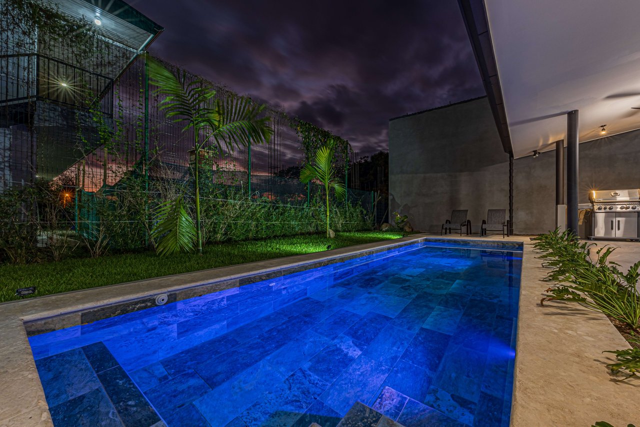 Stylish 3 bed, 3 bath Brand New  Villa in Uvita. 