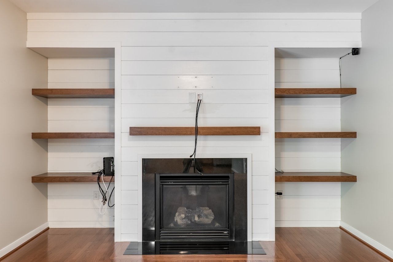 14700 Sailboat Circle