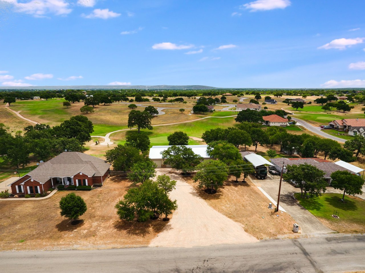 1138 Skyline Dr