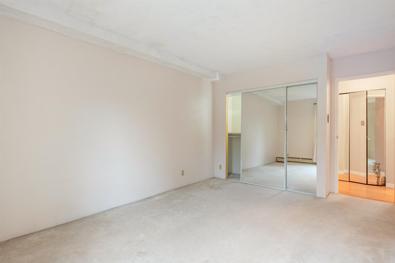124-8411 Ackroyd Rd