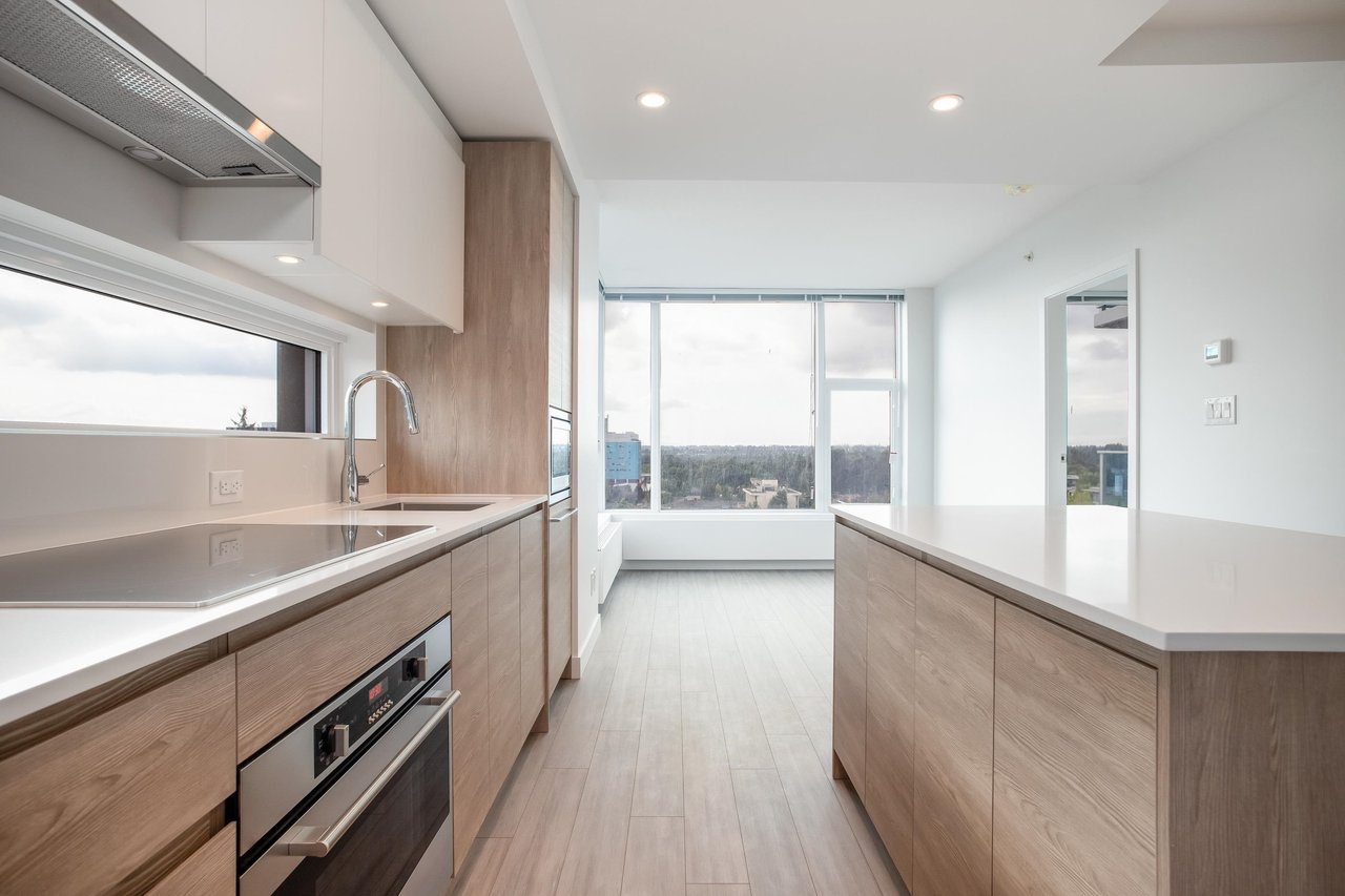810-13615 Fraser Hwy