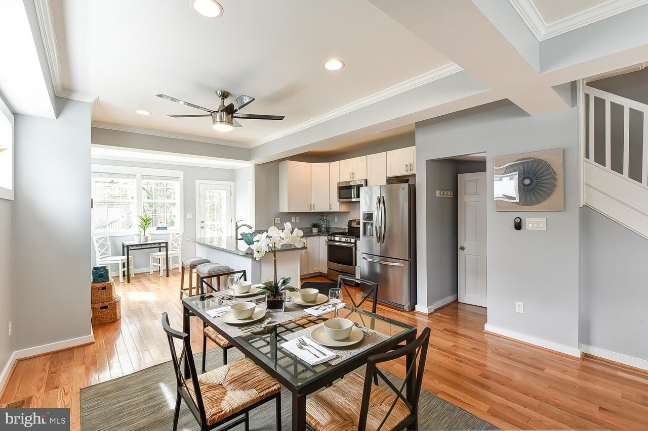 408 Crittenden St NW