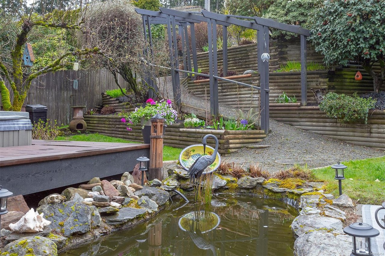 7448 East Saanich Rd, Central Saanich