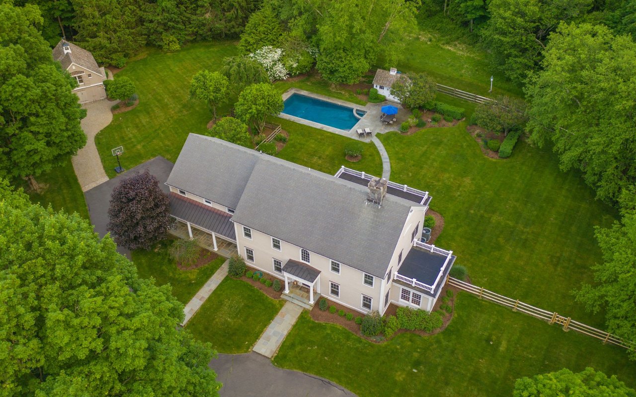 1615 Cross Highway