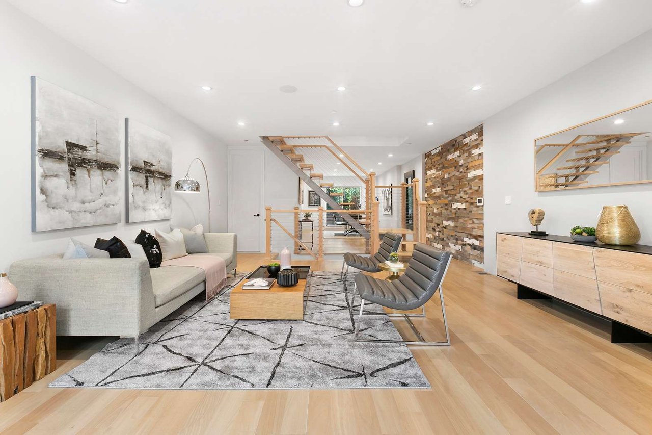 295 16th Street