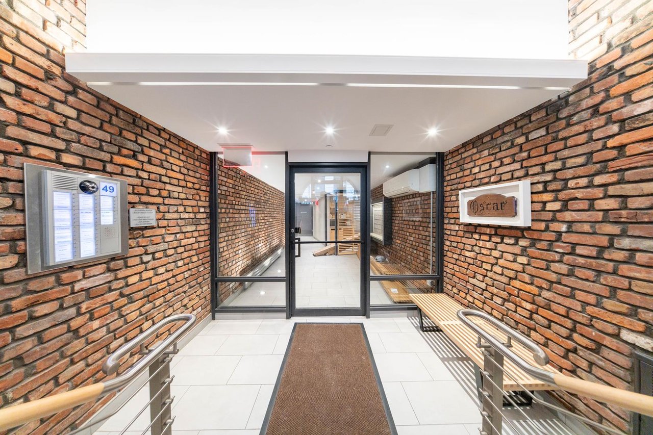 49 East 12th Street, Apt 1-B
