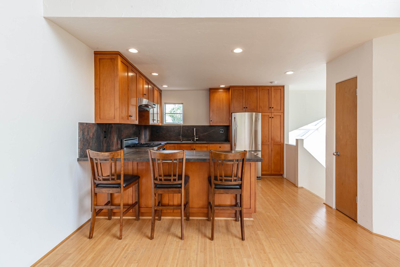 29233 Heathercliff Rd Unit: 2