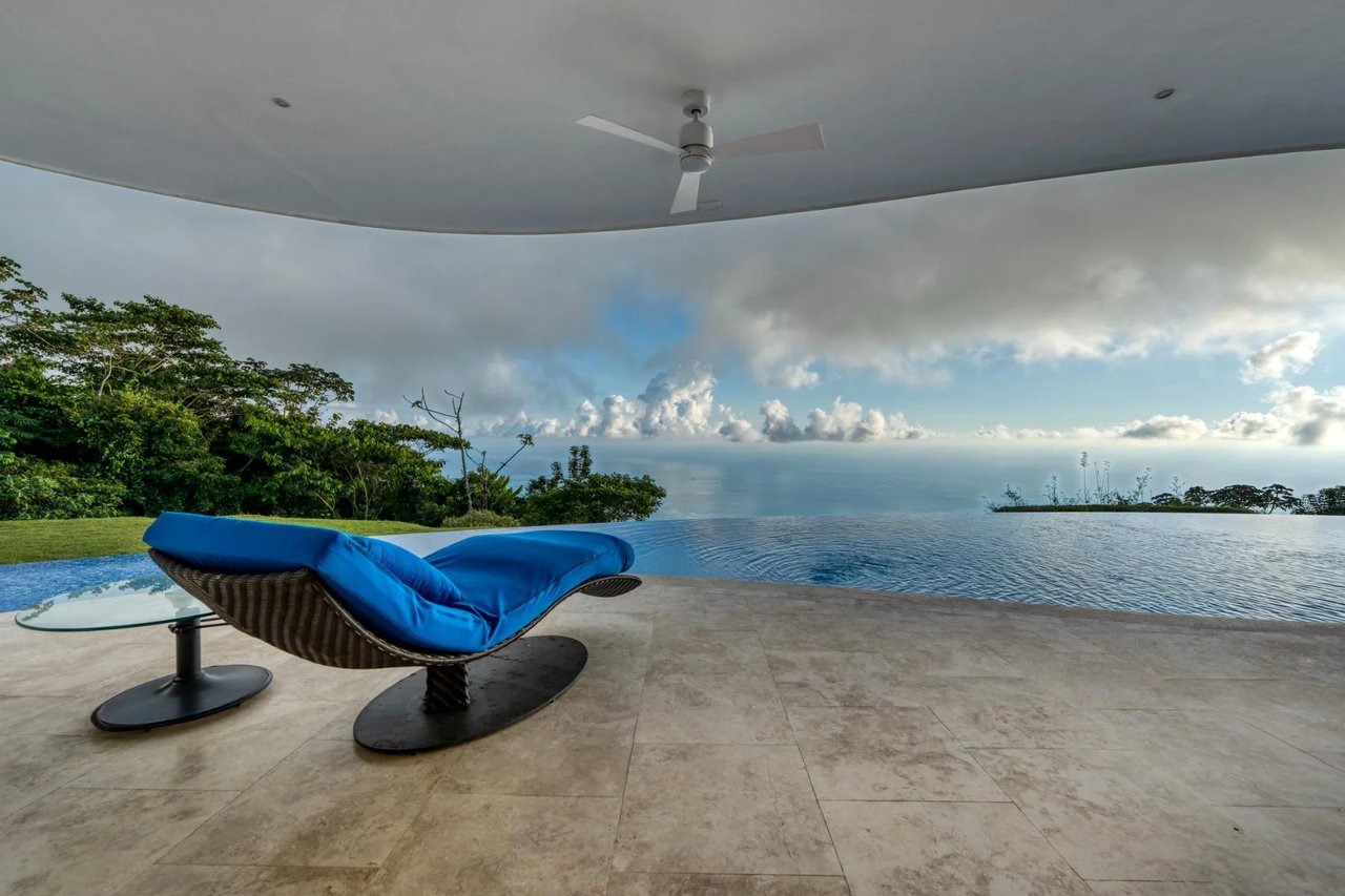 Solar Powered Luxury Home, Dominical, Puntarenas