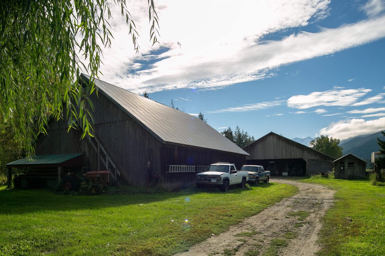 8573 Pemberton Meadows Rd