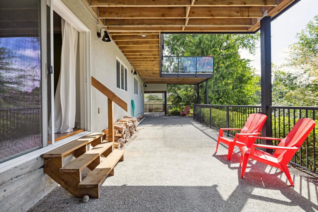 1253 Bracknell Cres